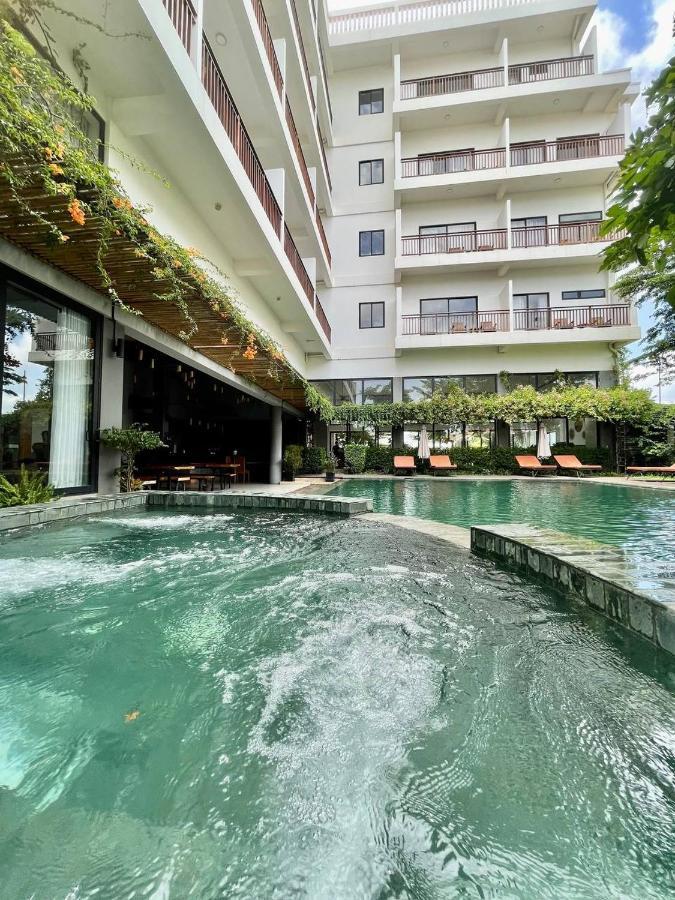 Daco Hotel Siem Reap Luaran gambar