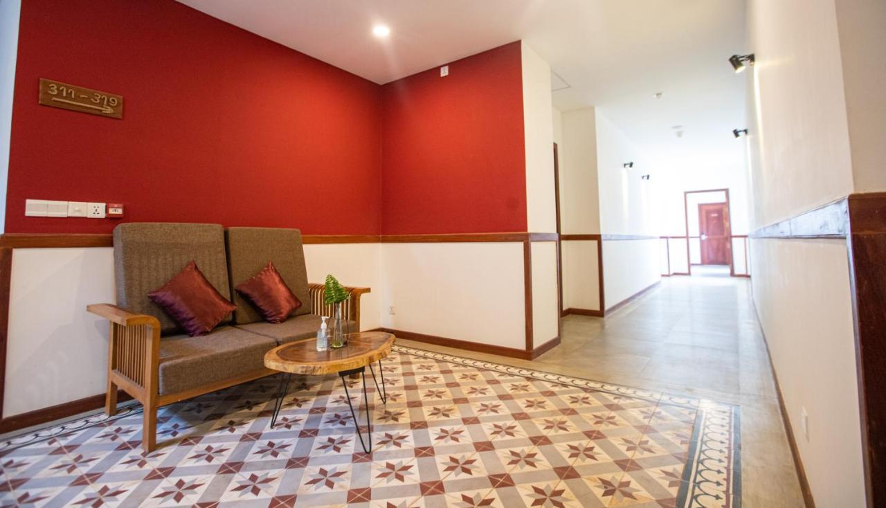 Daco Hotel Siem Reap Luaran gambar