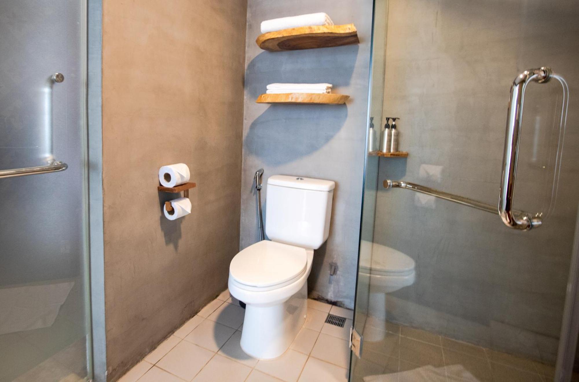 Daco Hotel Siem Reap Luaran gambar