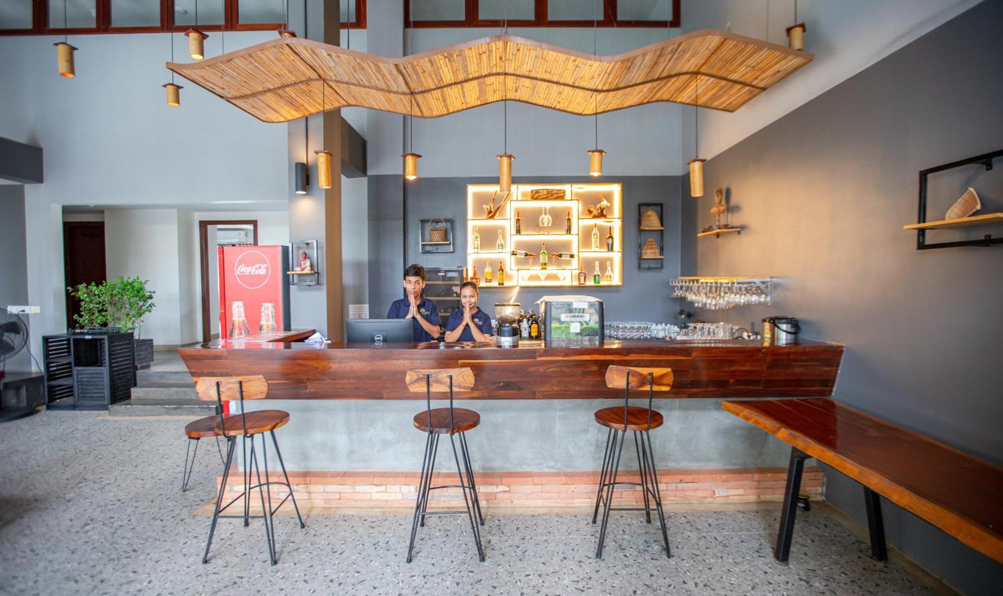 Daco Hotel Siem Reap Luaran gambar