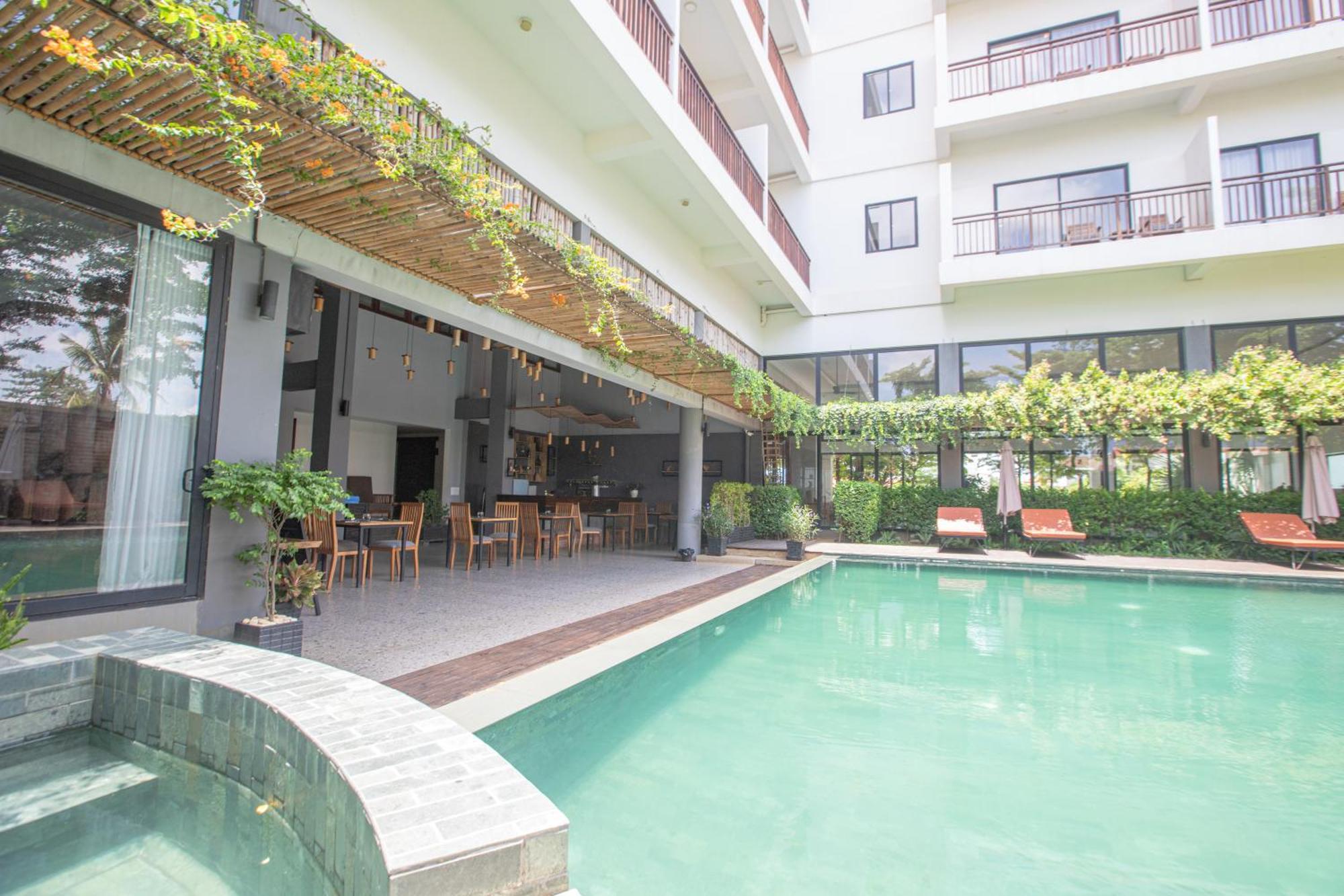 Daco Hotel Siem Reap Luaran gambar